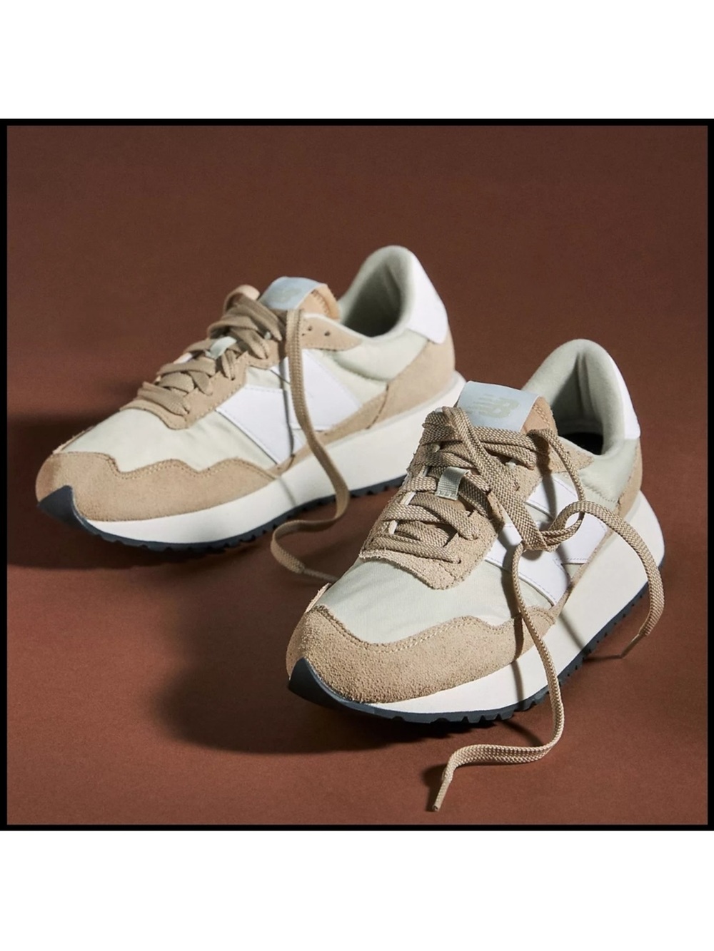 New Balance 237 Sneakers in Beige White